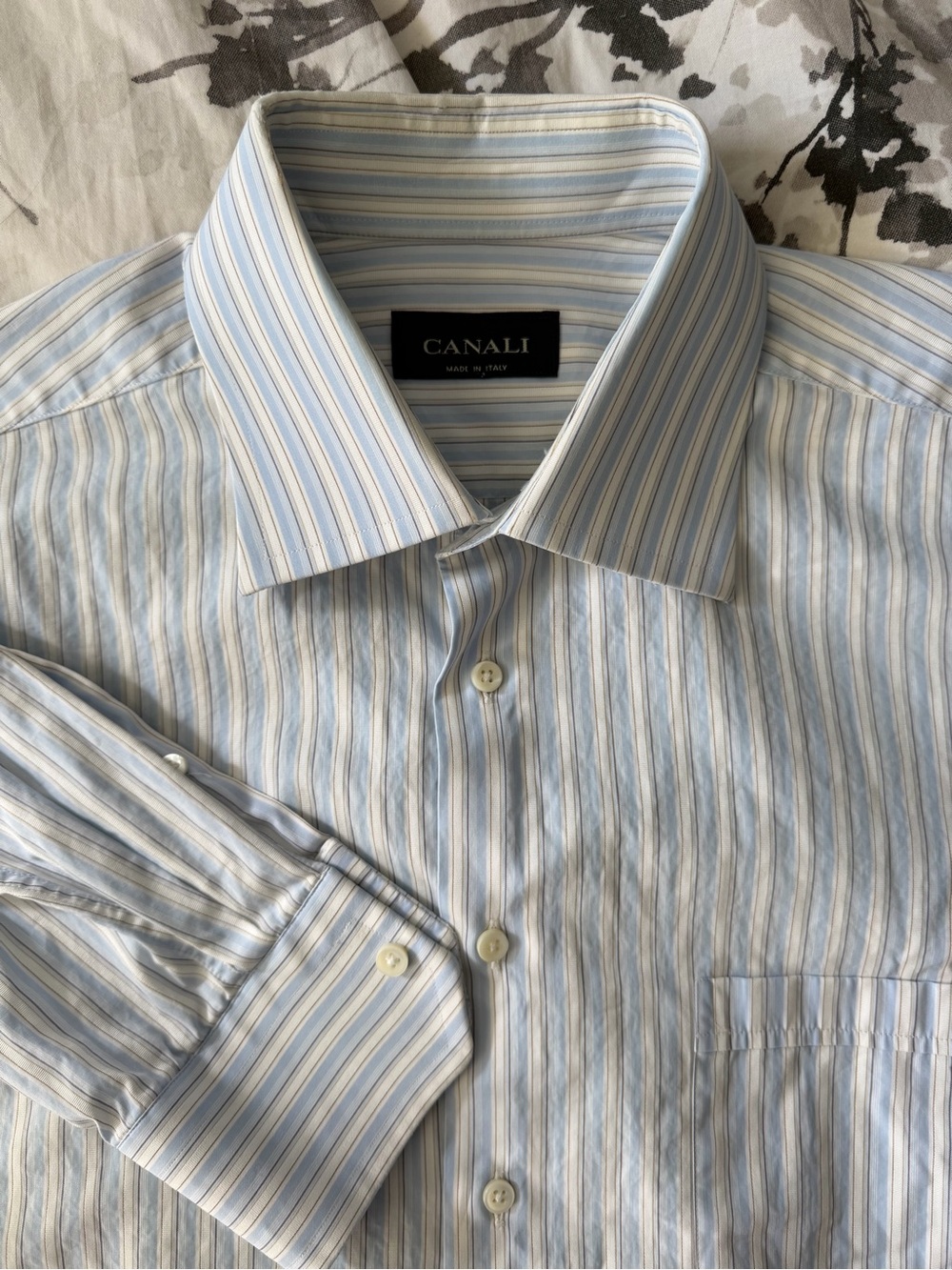 Canali Men's Blue White Stripe Button Up Dress Shirt 41/16 Lg Made In Italy